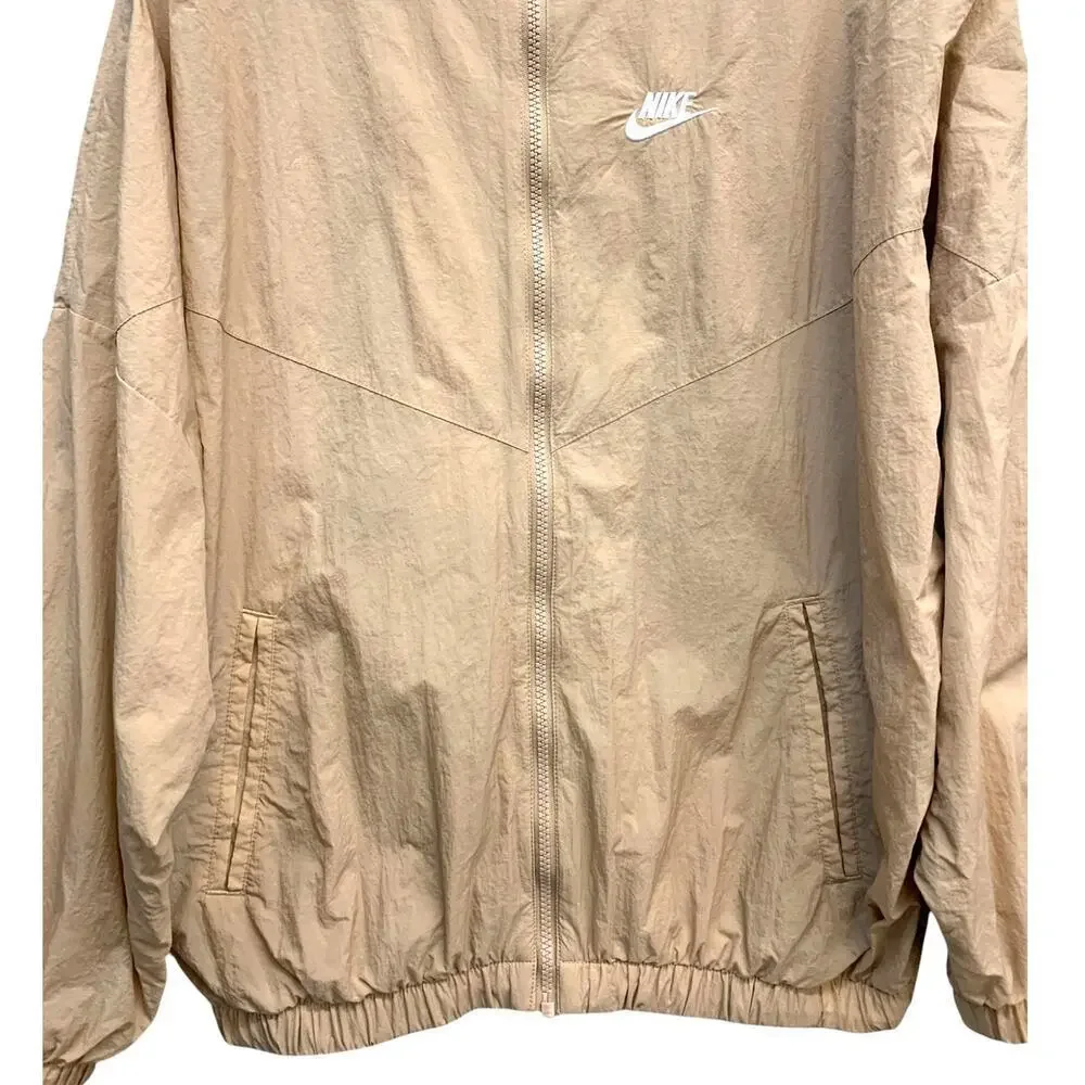 Nike sportswear windrunner